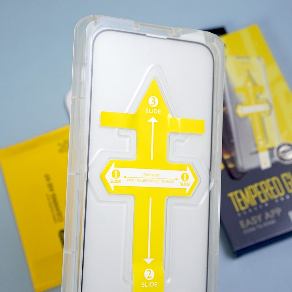 Kính cường lực Iphone 14 Pro Max chính hãng Zifriend khung dán tự động full màn hình