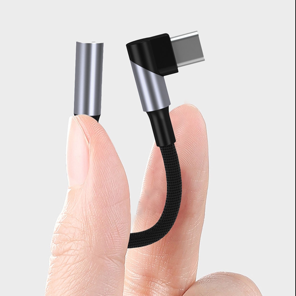 Cáp chuyển đổi Type C sang 3.5mm bẻ góc 90 độ có chip DAC chuyên cho chơi game