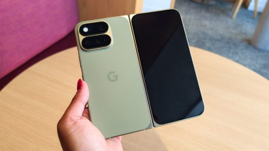 Trên tay Google Pixel 11 Pro Fold - điện thoại gập mới nhất của Google 2026