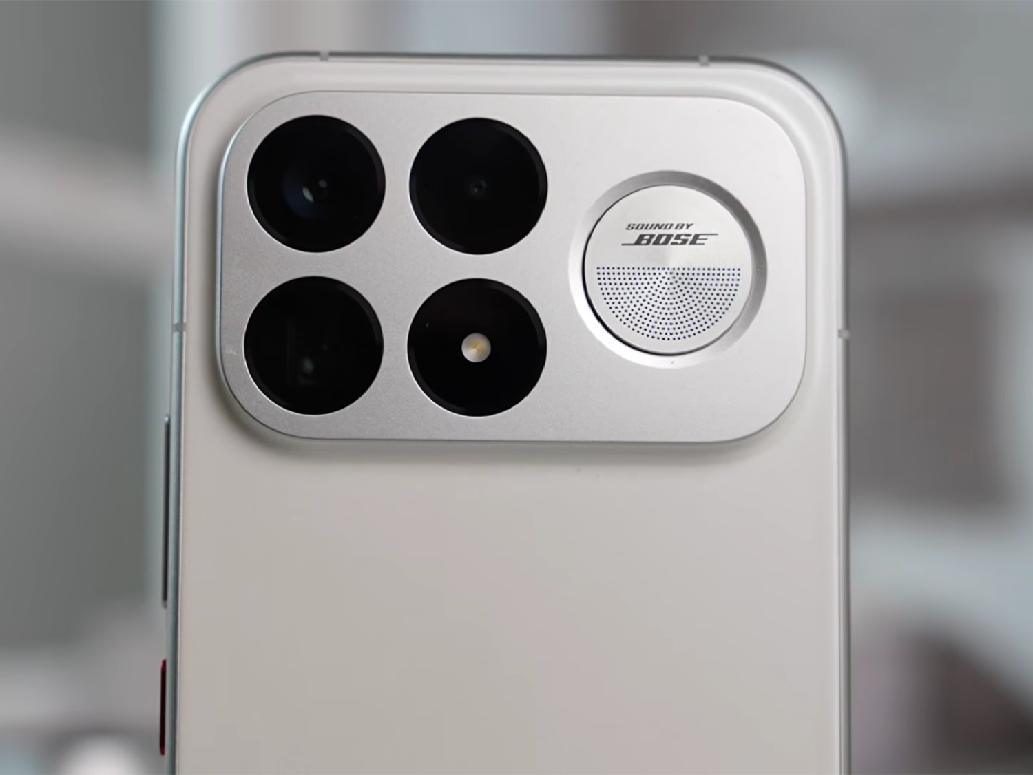 Cụm camera 200MP và loa Bose trên REDMI K100 Pro Max