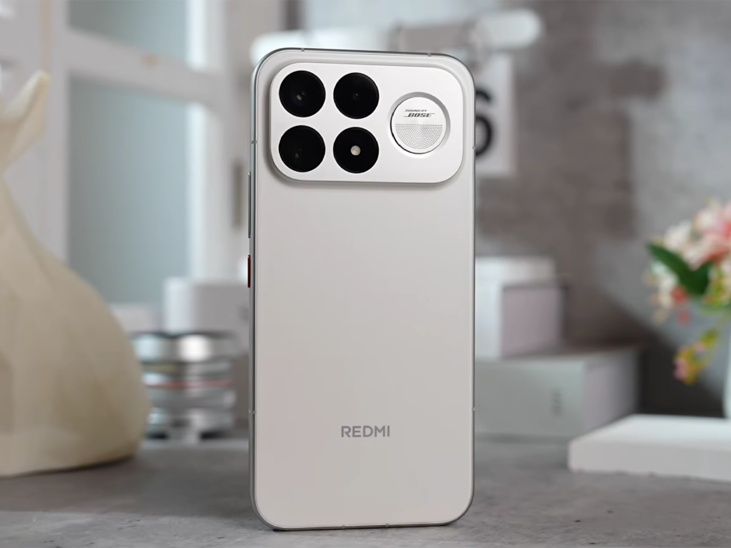 Thiết kế khung viền và mặt lưng REDMI K100 Pro Max