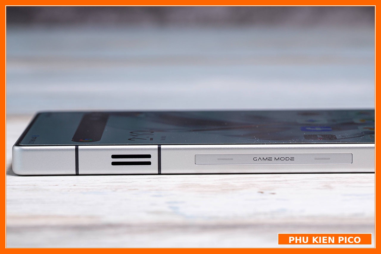 Khung nhôm vuông vức và phím trigger cảm ứng 520Hz