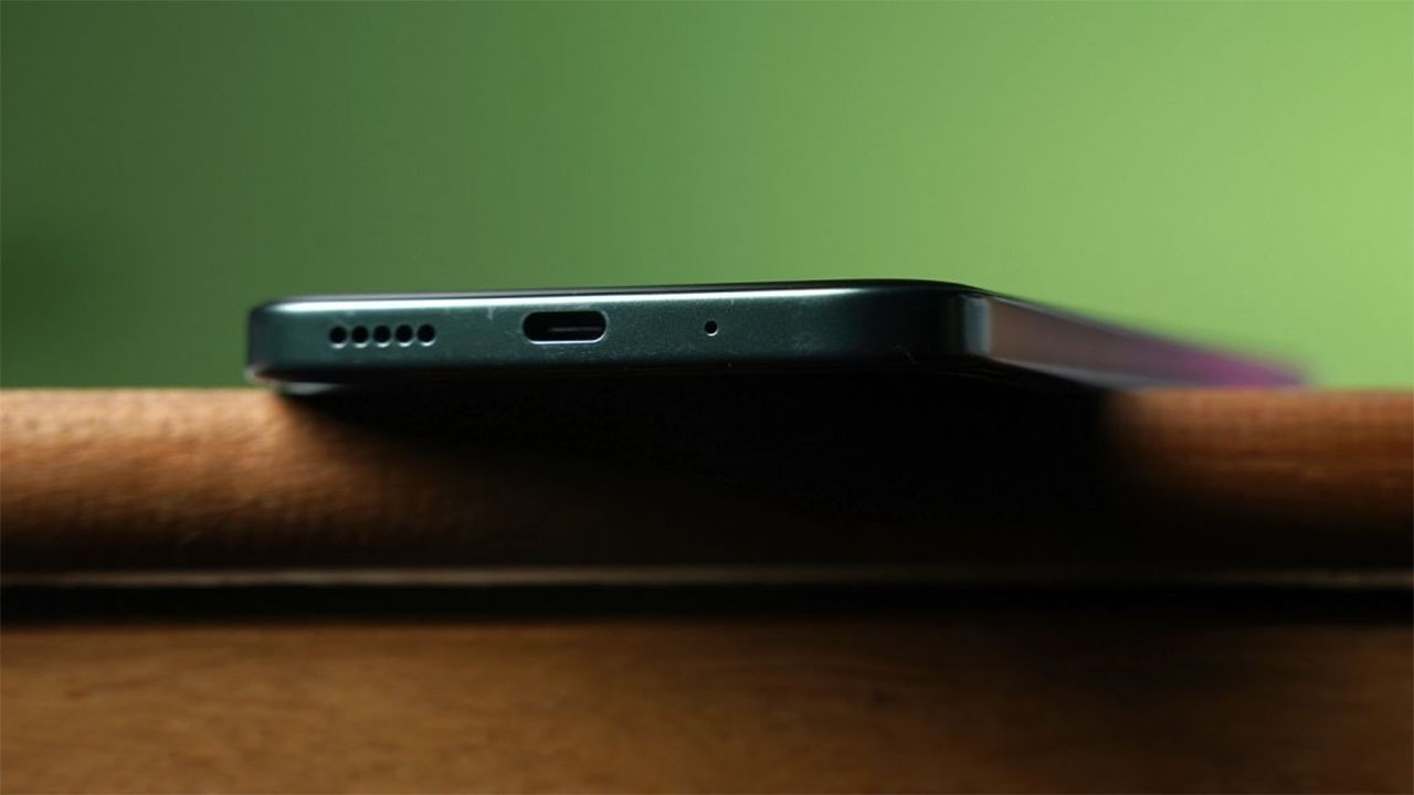 Vivo T5x 5G cạnh dưới cổng sạc USB Type-C loa ngoài micro
