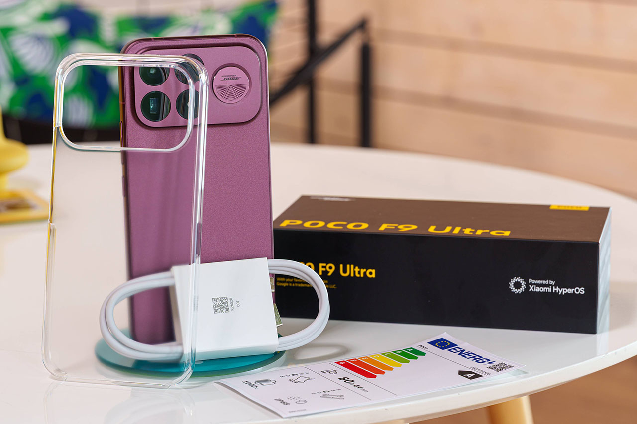 Mở hộp POCO F9 Ultra đầy đủ củ sạc nhanh HyperCharge 100W, cáp và ốp lưng