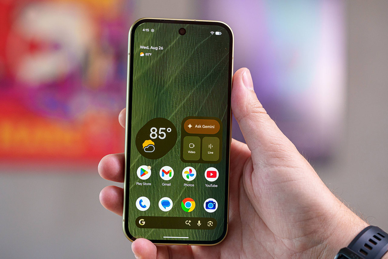 Màn hình Google Pixel 11 Actua OLED 6.3 inch 120Hz độ sáng 3000 nits
