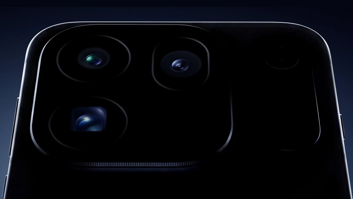 Cụm camera OPPO Find X10 Pro Max với kính Gorilla Glass thay vì phủ chống phản chiếu AR