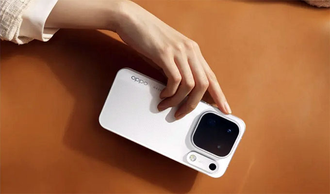 Thiết kế cụm camera và mặt lưng OPPO Find X10 Pro Max