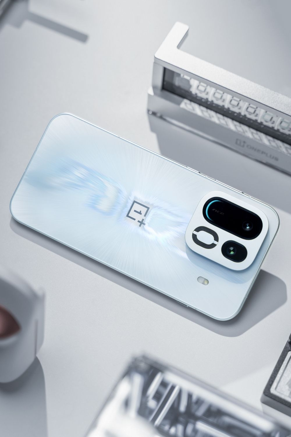 Trải nghiệm hiệu năng chip Snapdragon 8 Elite Gen 5 trên OnePlus Ace 7 Pro